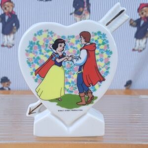 Vintage Disney Snow White & Prince Florian heart shape porcelian souvenir  vase